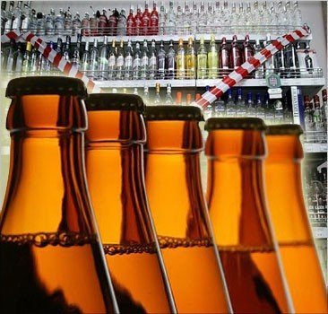 Украинцам хотят запретить продавать алкоголь в обычных магазинах