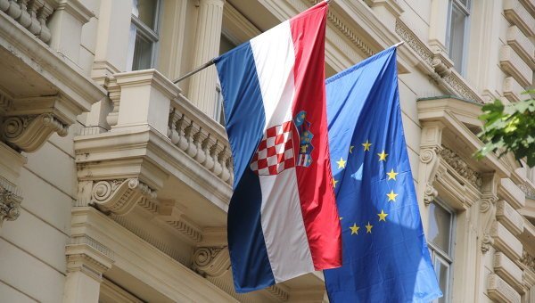 Хорватия в связи с вступлением в ЕС выпустила памятные монеты и марку