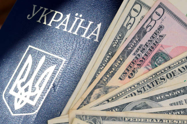 Нацбанк думает, запретить ли аферу с копированием паспортов