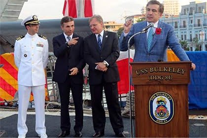Посол США объяснил свою улыбку во время речи Саакашвили