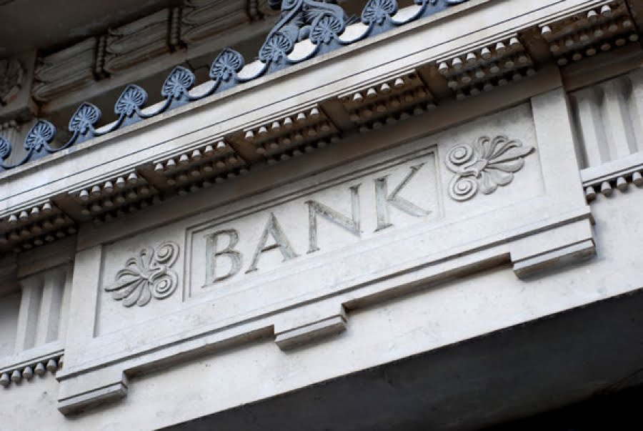 Убыточных банков в стране стало в два раза больше