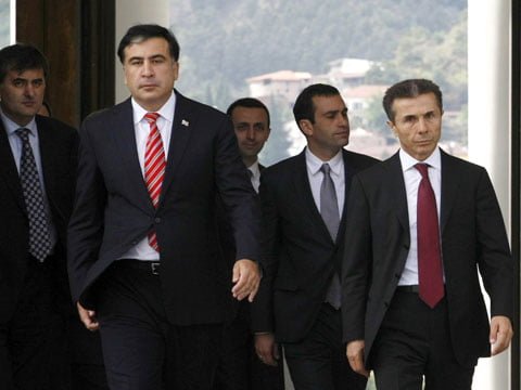 Саакашвили и Иванишвили поругались на борту американского эсминца