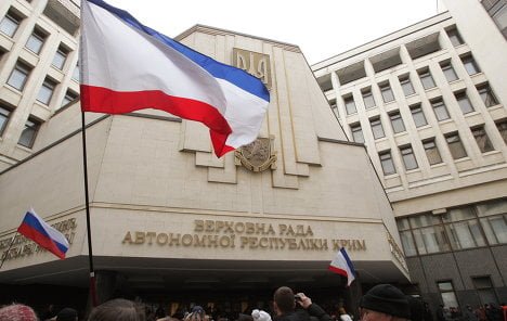Верховный Совет Крыма провозгласил Крым независимым государством и переименовался в Государственный совет