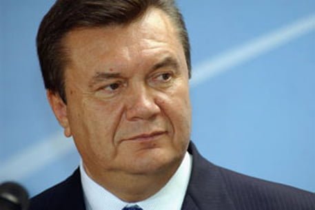 Янукович провел пресс-конференцию