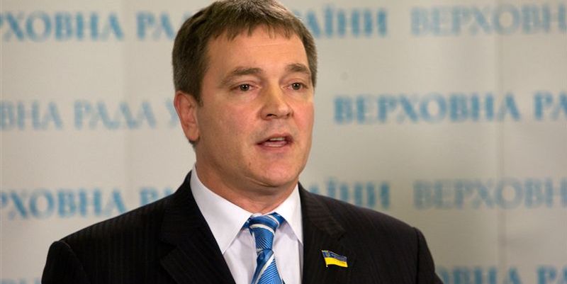 Колесниченко принял решение сложить мандат