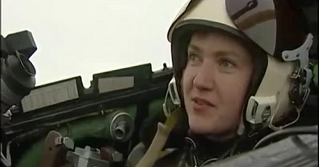 Порошенко поручил принять неотложные меры по возвращению в Украину летчицы Савченко