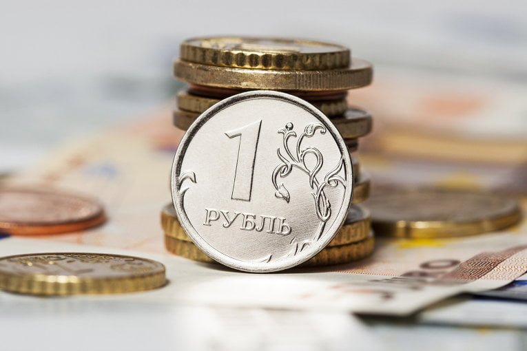 Рынок акций РФ вырос на фоне резкого укрепления рубля