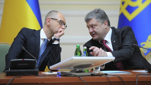 Яценюк намерен согласовать позицию Украины по газу с Порошенко