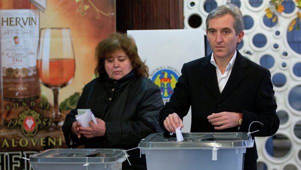 На выборах в Молдавии побеждает пророссийская партия