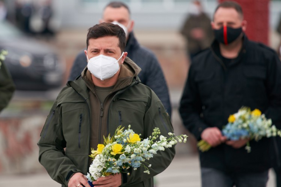 День радости подонков. Как в Украине прошла годовщина Одесской трагедии - фото 6