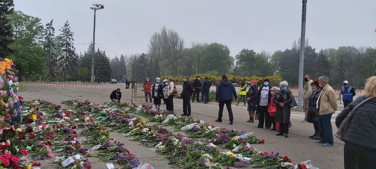 День радости подонков. Как в Украине прошла годовщина Одесской трагедии - фото 5