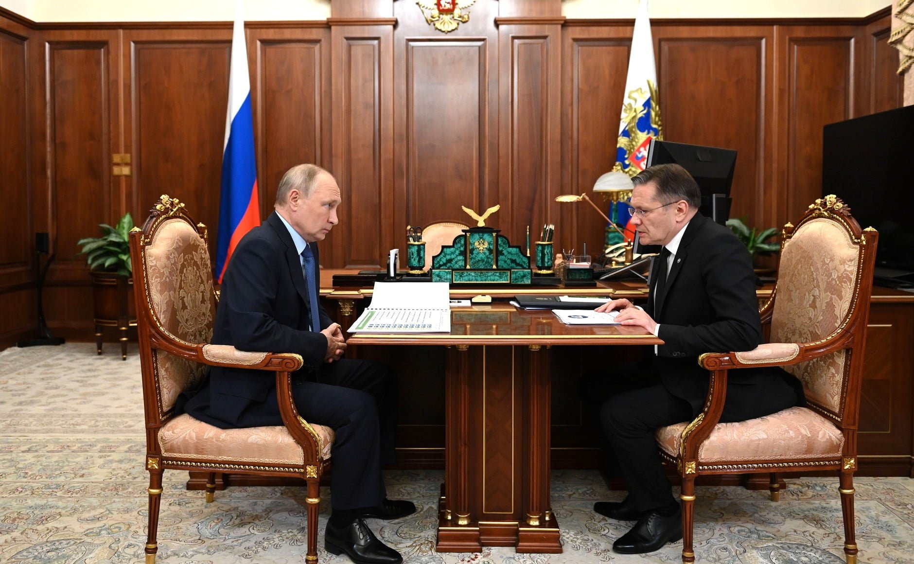 Владимир Путин провёл рабочую встречу с гендиректором «Росатома»