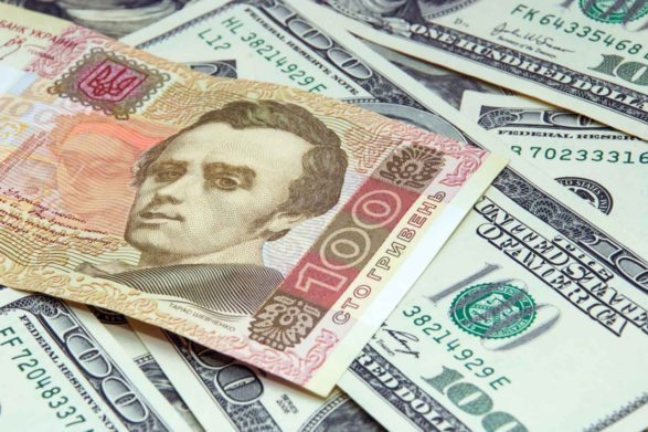 У Зеленского рассказали, что происходит с курсом доллара в Украине - today.ua