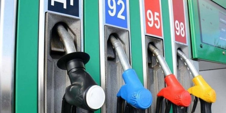 Как поменялись цены на бензин и дизтопливо за последнюю неделю — Минфин, Экономические новости