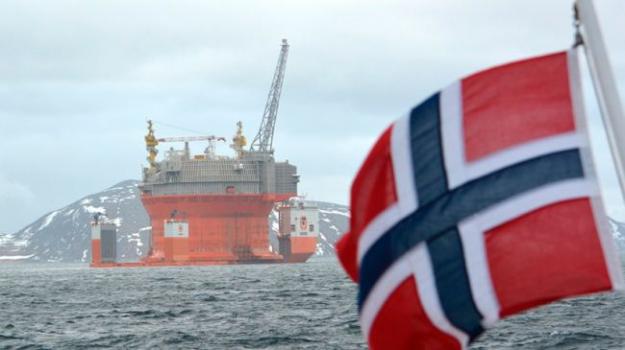 Норвегия запретила импорт нефти и нефтепродуктов из России — Минфин, Экономические новости