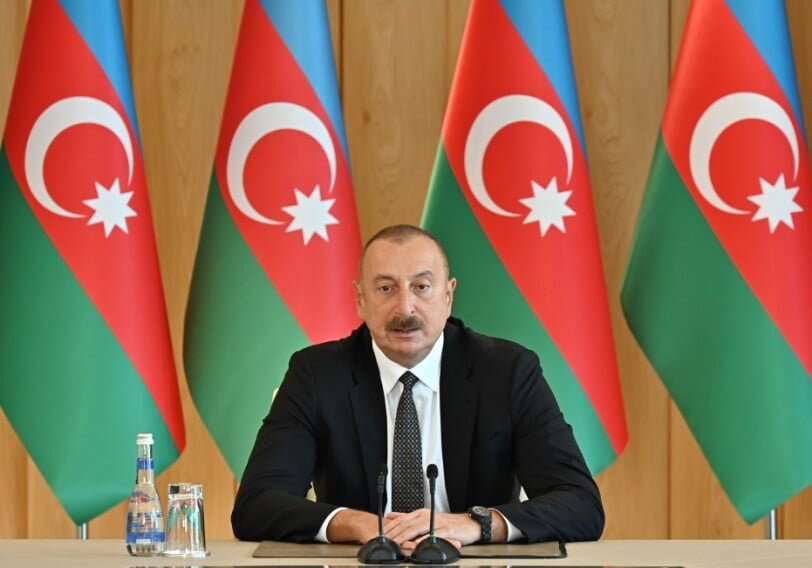 Президент Азербайджана провел совещание, посвященное итогам 6 месяцев (Обновлено)