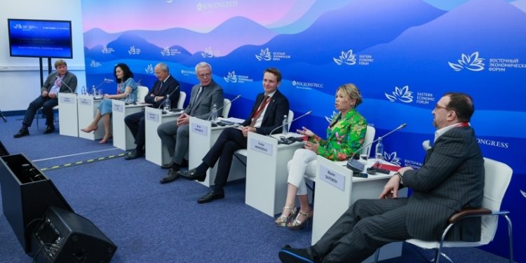 О выборе на ВЭФ — Владивосток и Камчатка вместо Сен-Тропе - PrimaMedia