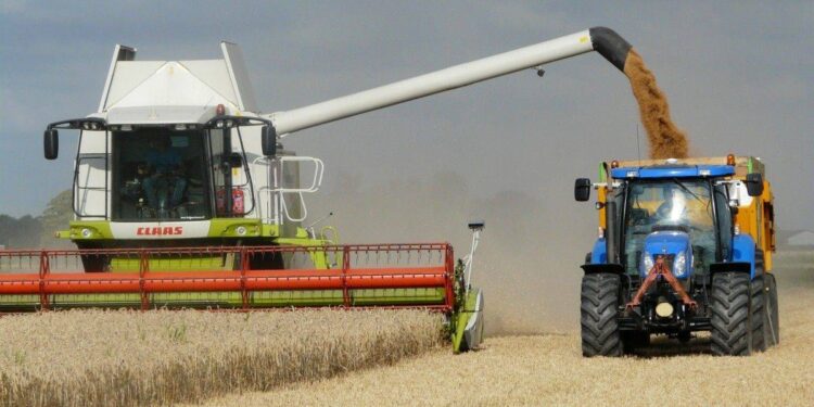 1707553435 1707546491 1597126698 harvest grain combine arable farming harvest time agricultural vehicles field grain wheat 572424 jpgd.jpg